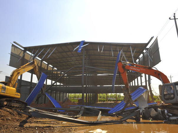 鋼結(jié)構(gòu)拆除(圖1)